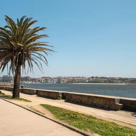 Appartamento Edition 309 - Beachfront Loft By Lovelystay Oporto