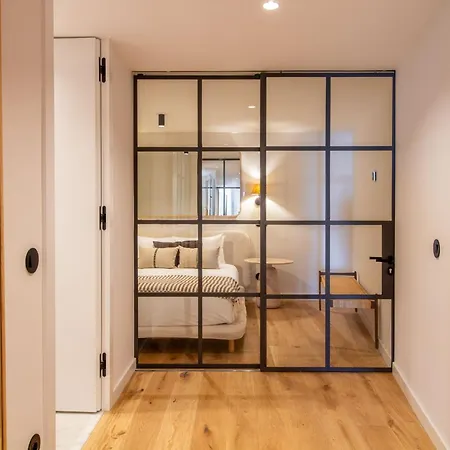 Edition 309 - Luxury Beachfront Loft Porto