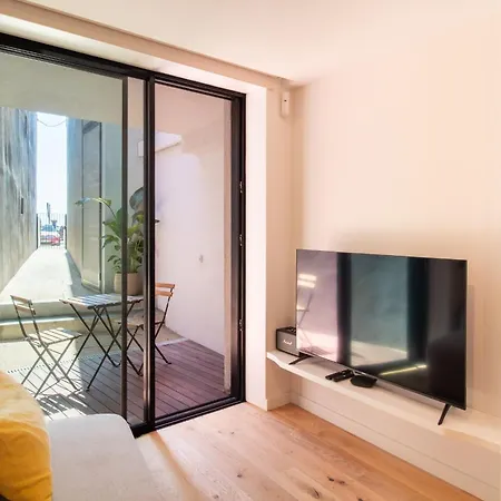 Edition 309 - Beachfront Loft By Lovelystay * Porto