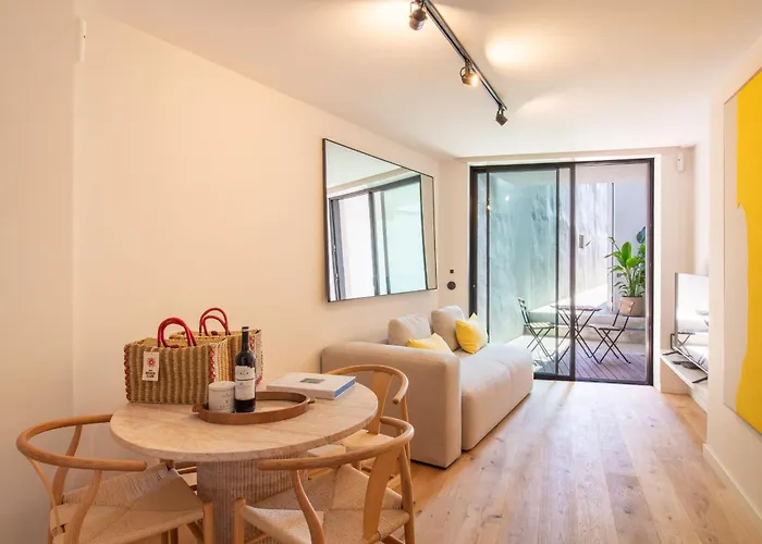 Edition 309 - Beachfront Loft By Lovelystay